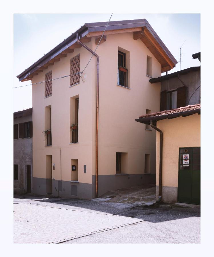 Al Salto Del Gatto Bed & Breakfast Schianno Exterior photo