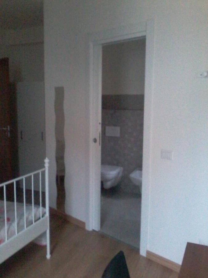 Al Salto Del Gatto Bed & Breakfast Schianno Exterior photo